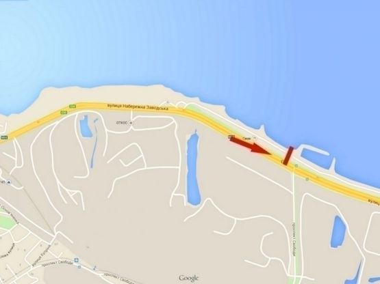 Схема рекламної площини за адресою вул. Наб. Заводська, перед кафе "Смак", з центру/ул. Наб. Заводская, перед кафе "Смак", в центр, поток движения от Кайдакского к Амурскому мосту