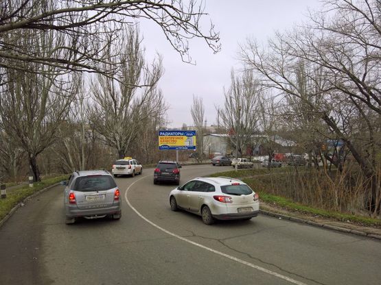 Схема рекламної площини за адресою Горбатый мост (В центр)