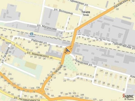 Схема рекламної площини за адресою м. Тячів вул.Чехова - Комсомольська, трансортна розв'язка що з'єднує вокзали ЖД АВТО зі спальними районами.