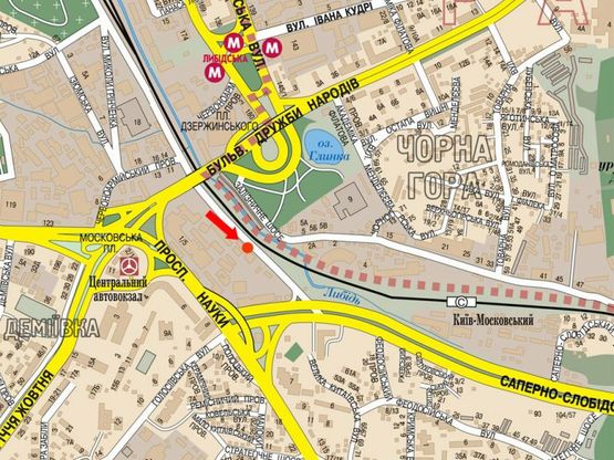 Схема рекламної площини за адресою Гринченко ул., фабрика "Roshen", 100м к жд переезду, в сторону Саперно-Слободская ул.