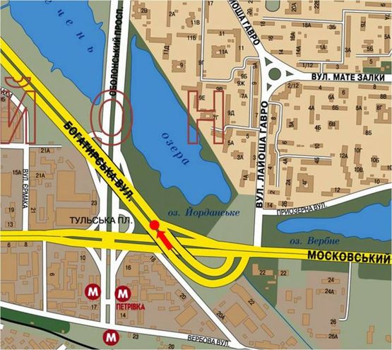 Схема рекламной плоскости по адресу Бандеры пр. (бывш. Московский пр.) / Богатырская ул., между эстакадами, в сторону Богатырская ул.
