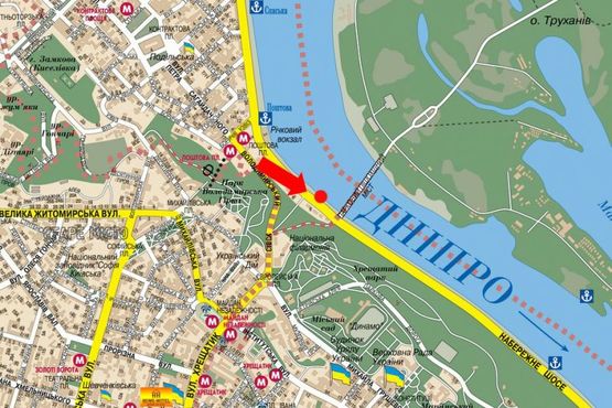 Схема рекламної площини за адресою Набережное шоссе, 8, напротив, в сторону моста метро