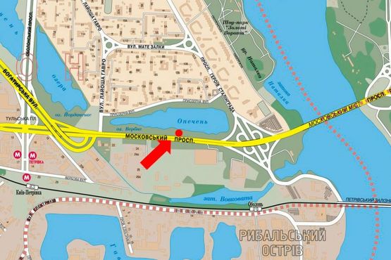 Схема рекламной плоскости по адресу Бандеры пр. (бывш. Московский пр.) / Иорданская ул. (бывш. Гавро ул.), напротив ТЦ "METRO", в сторону мост Московский