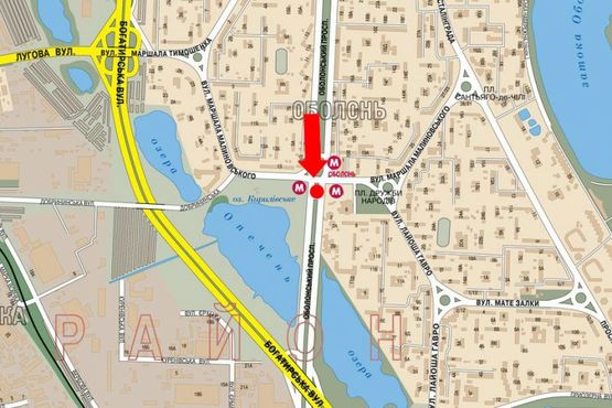 Схема рекламної площини за адресою Оболонский пр., разделитель за ТЦ "Патерсон", в сторону ст. м. "Почайна" (бывш. ст. м. "Петровка")