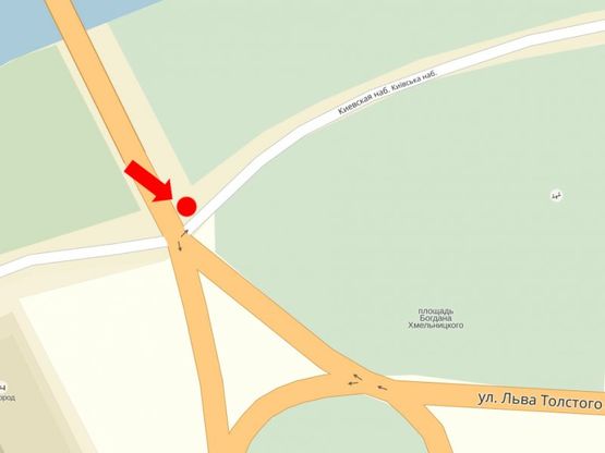 Схема рекламной плоскости по адресу Хмельницкого Б. пл. / Киевская набережная, выезд с моста на площадь