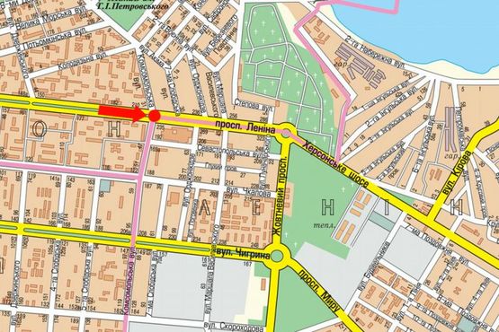 Схема рекламной плоскости по адресу Центральный пр. (бывш. Ленина пр.) / 6-я Слободская ул. (бывш. Комсомольская ул.), бульвар, возле ДТ "Южный Буг", напротив остановка, левая