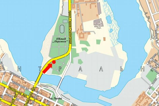 Схема рекламной плоскости по адресу Героев Сталинграда пр., парк Победы, возле АЗС "Amic", супермаркетов "Амстор", "Praktiker", из центра