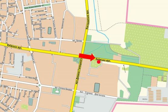 Схема рекламної площини за адресою Киевская ул., 90, между АЗС "ОККО" и автосалонами "Альтра-Авто", "Стронг-С", "Валери М", из центра