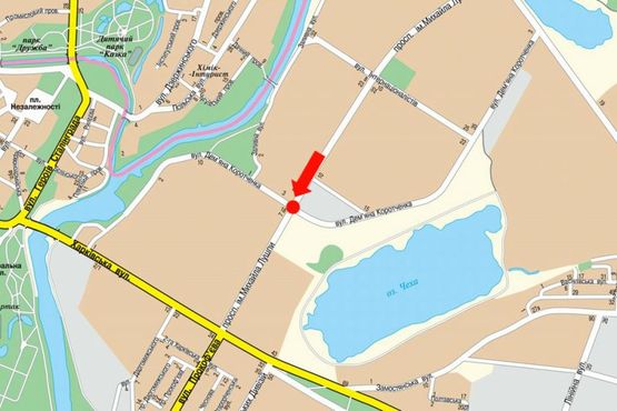 Схема рекламной плоскости по адресу Лушпы пр. / Сирко ул. (бывш. Коротченко ул.), разделитель, возле ТРЦ "Лавина", супермаркетов "Сильпо", "Эльдорадо", в центр, нижняя