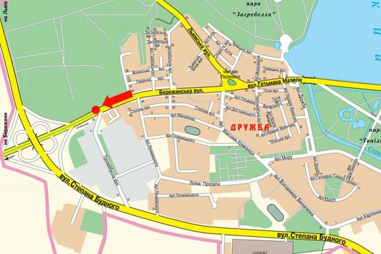 Схема рекламной плоскости по адресу Бережанская ул. / Троллейбусная ул., разделитель, из центра