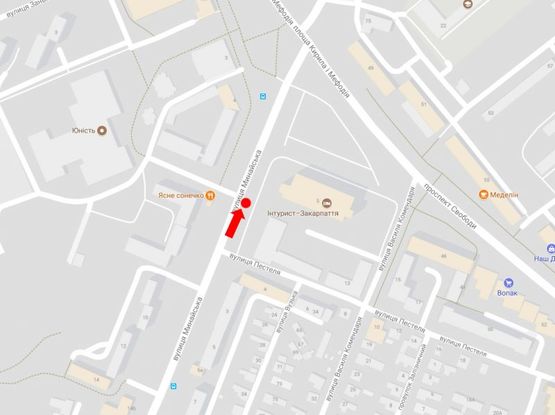 Схема рекламной плоскости по адресу Минайская ул. / пл. Кирилла и Мефодия, возле отеля "Закарпатье-Интурист", в центр