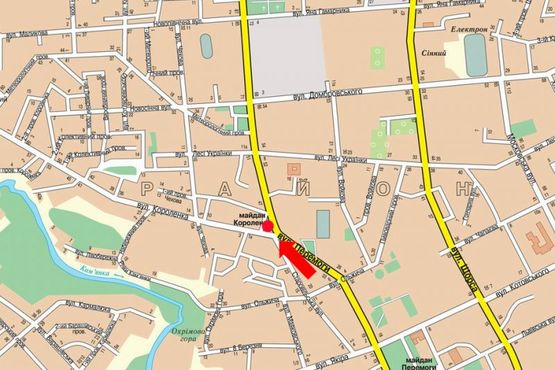 Схема рекламної площини за адресою Победы ул. / ул. Короленко, пл. Короленко, правый, на светофоре