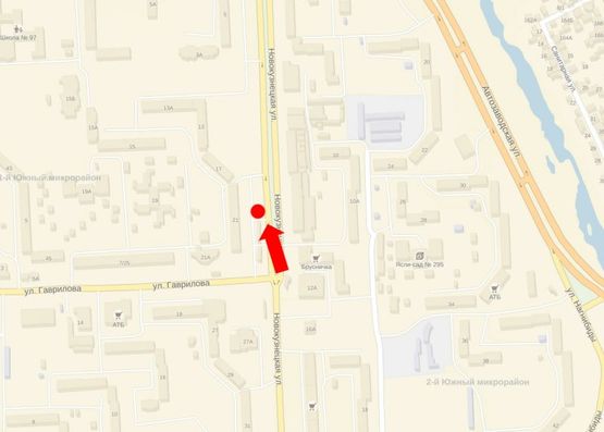 Схема рекламной плоскости по адресу Новокузнецкая ул., 21, рынок "Южный", супермаркет "Брусныця", в центр